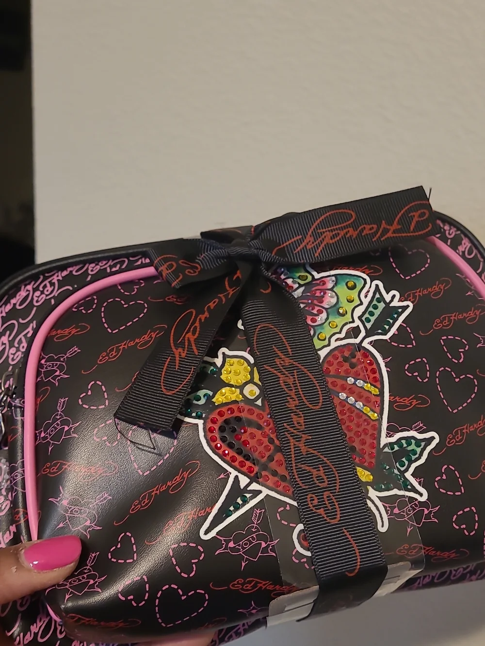 Ed Hardy Black Pink Sequin Heart Cosmetic Pouch Set